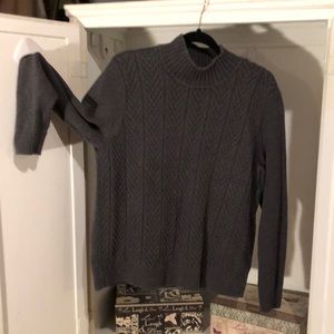 Cable knit front grey sweater